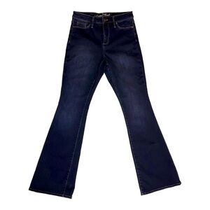 Trendy High-Rise Flare Leg Jeans